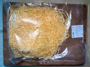 Сырный продукт ФЕРМЕРСКИЙ коса белая: Сырный продукт ФЕРМЕРСКИЙ паутинка с паприкой