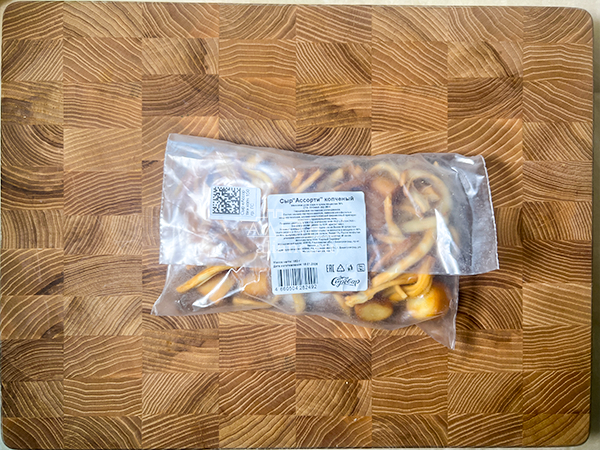 Сыр 150 гр ГОРНЫЙ СЫРОВАР (Ассорти копчёный) в Новочеркасске